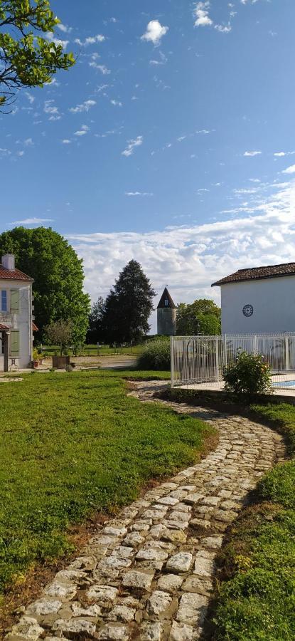 Ferienwohnung Domaine Moulin D' Elemiah Gémozac Exterior foto